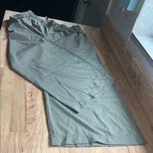 Old Navy Women's Olive Chinos